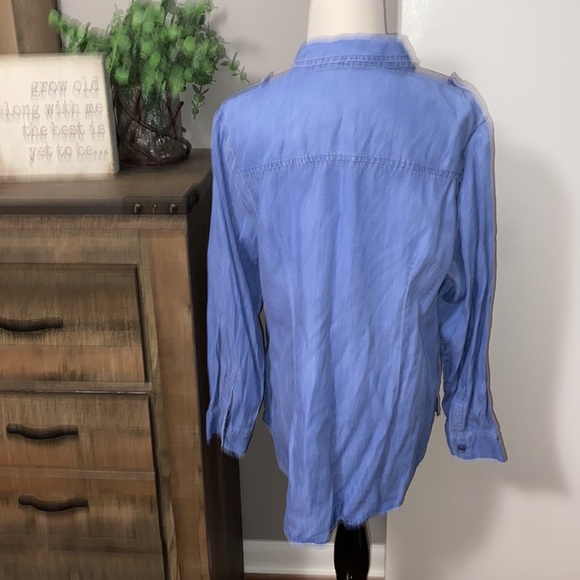 Rebel Wilson x Angels Chambray plus size Army with pockets button up shirt 1X - Picture 4 of 13